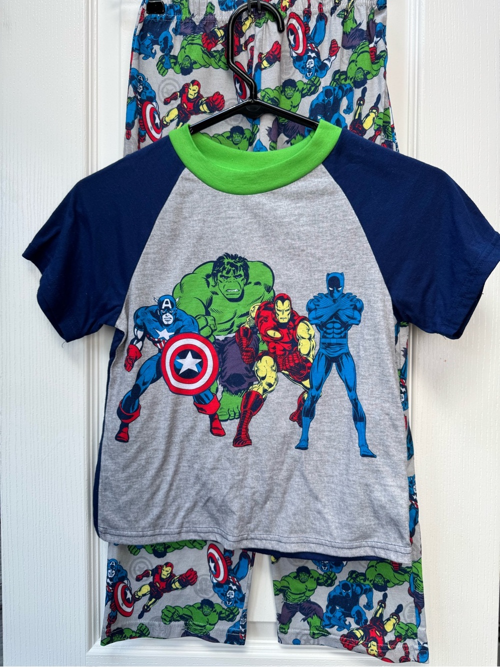 Marvel Boys Avengers Pajama Set - Gray, Navy & Green